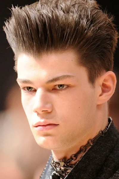 Look 27